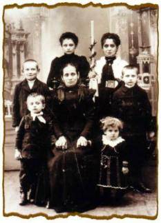 Familie Anna Knossalla in Schweidnitz 